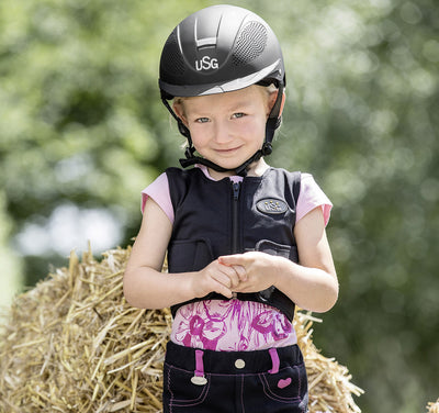 Die richtige Ausrüstung für Reiter-Kinder